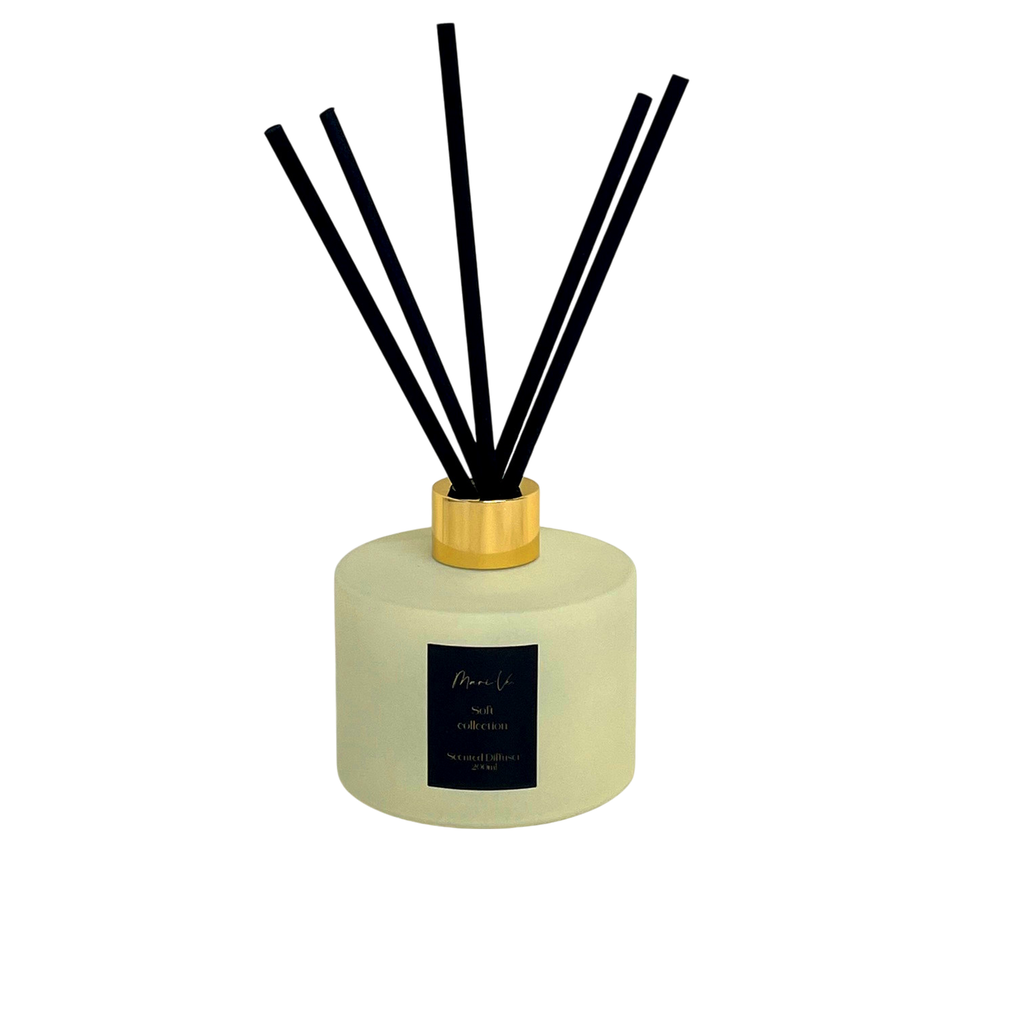 Diffuser Cream - luxe interieurgeur in matte creamkleurige houder met gouden hals en vijf zwarte geurstokken, 200 ml, keuze uit 10 huisparfums