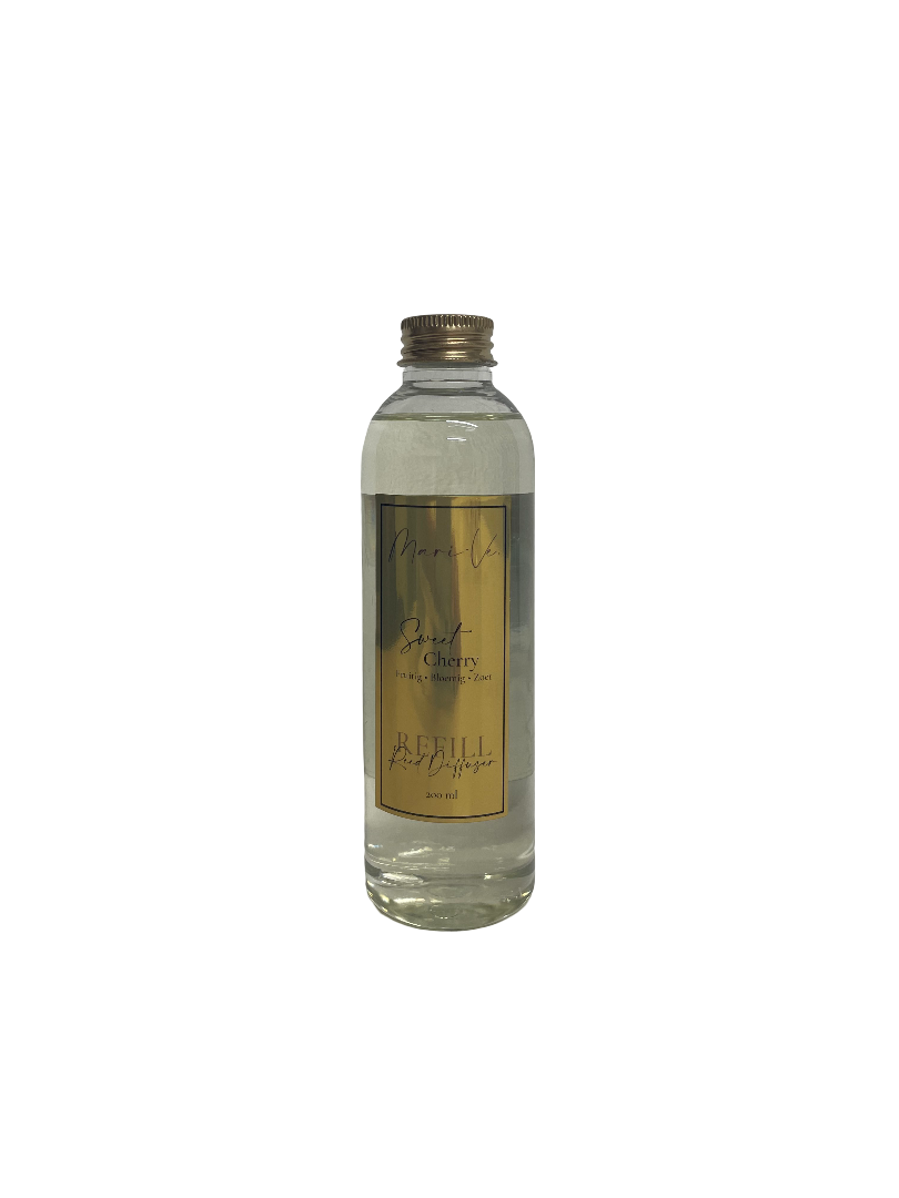 Mari-Ve® diffuser refill 200 ml – transparante navulfles met gouden label en schroefdop, geur Sweet Cherry
