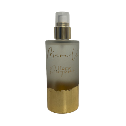Mari-Ve® home perfume 200 ml – Frost matglazen flesje met hand aangebracht bladgoud en spraydop, verkrijgbaar in de verschillende huisgeuren van Mari-Ve