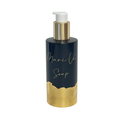 Mari-Ve -  zwart glazen fles met gouden opdruk logo en soap. flacon onderaan afgewerkt met bladgoud.