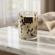 Black & White Deluxe Scented Candle – Velvet Peony