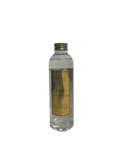 Mari-Ve® roomspray refill 200 ml – transparante navulfles met gouden label en schroefdop, geur Cashmere.